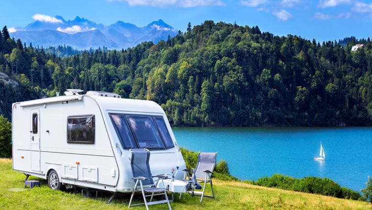 Αυτοκινούμενα τροχόσπιτα: Η νέα, παγκόσμια τάση διακοπών