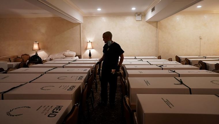 Στα αποτεφρωτήρια της Νέας Υόρκης, οι φωτογραφίες