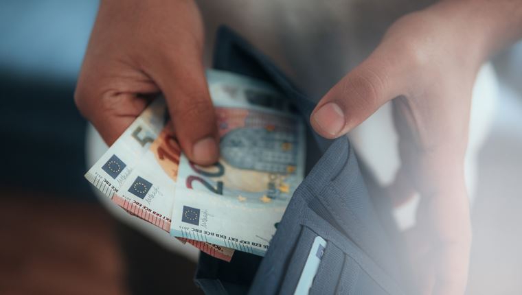 Τρικς για να μην ξεμένεις από λεφτά από την αρχή του μήνα