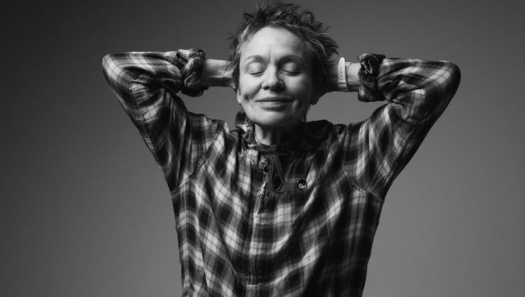 Γιατί θέλω να ξαναδώ τη Laurie Anderson στο Ηρώδειο