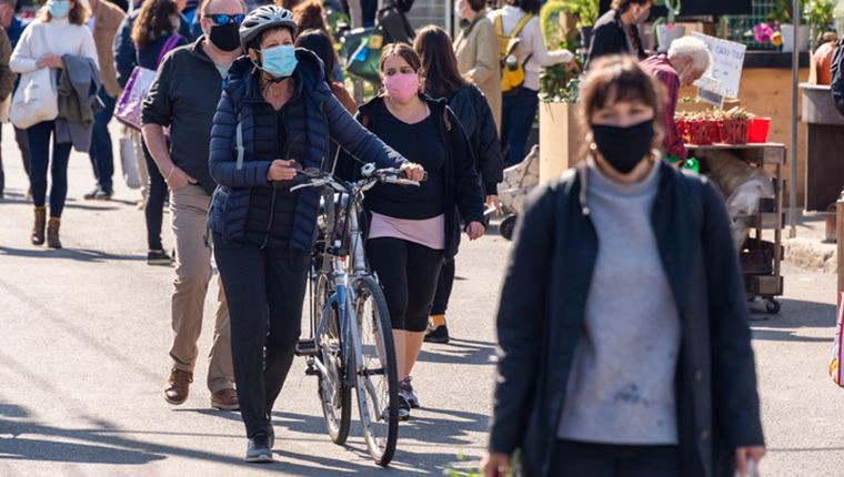 Κορονοϊός: Διπλασιάστηκαν οι νεκροί σε μία ημέρα