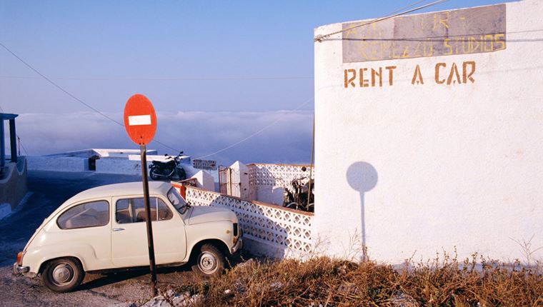 Πώς και γιατί λιγοστεύουν επικίνδυνα οι κάρτες καυσαερίων στα ΚΤΕΟ