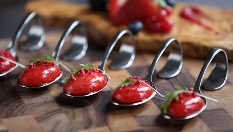 To συγκλονιστικό κόλπο για να κάνεις σφαιροποίηση φαγητού α λα Masterchef