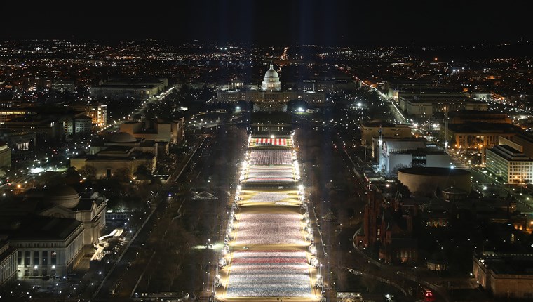 Ένα πεδίο λαβάρων για τον Joe Biden
