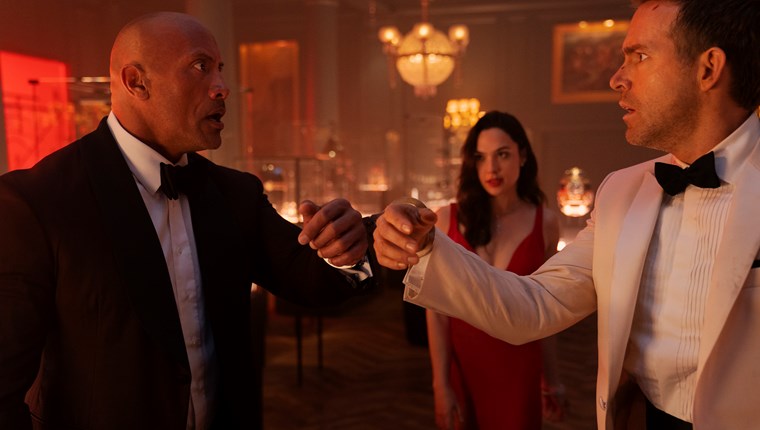 Red Notice: Πολύ κακό για το τίποτα;