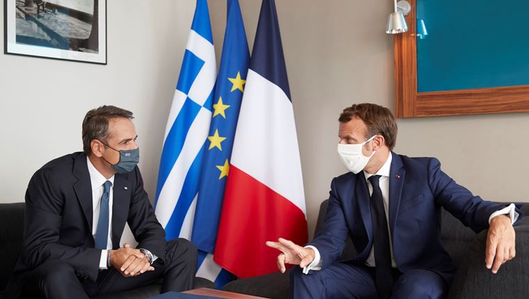 Τι συζήτησαν πίσω από τις κλειστές πόρτες οι Κυριάκος Μητσοτάκης και Emmanuel Macron