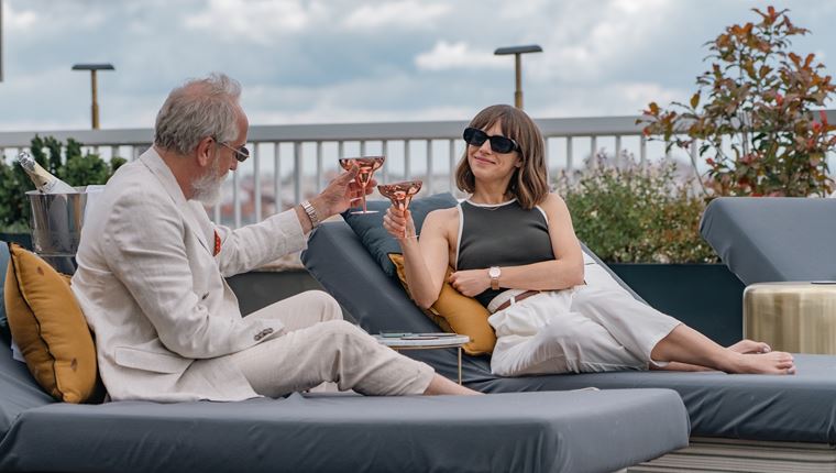 3 νέες σειρές και 2 ταινίες για να &#39;λιώσεις&#39; αυτό το σαββατοκύριακο