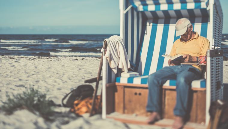 Τα καλύτερα βιβλία για τα ήσυχα μεσημέρια του Ιουλίου