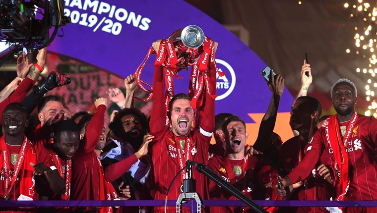 Λίβερπουλ στην κορυφή, οι φωτογραφίες