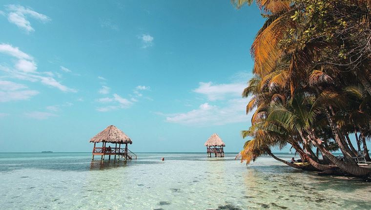 Το πιο τέλειο γραφείο του πλανήτη βρίσκεται στον παράδεισο της Μπελίζ