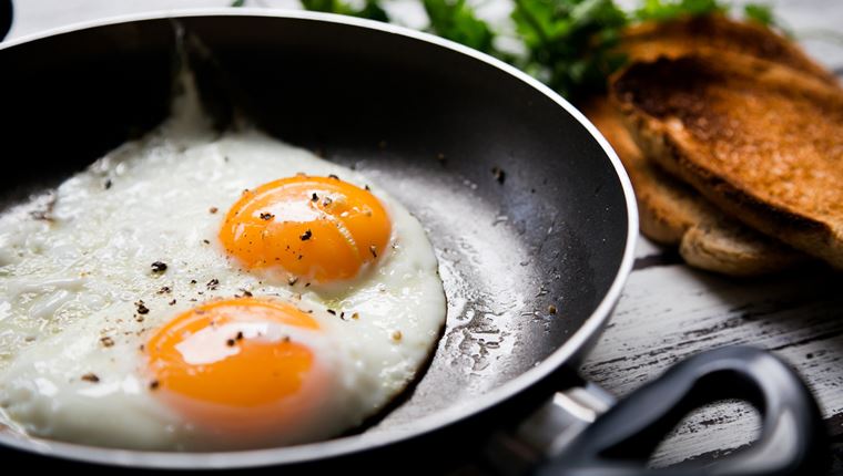 Μαγειρεύοντας αυγά σαν τον Jose Andres