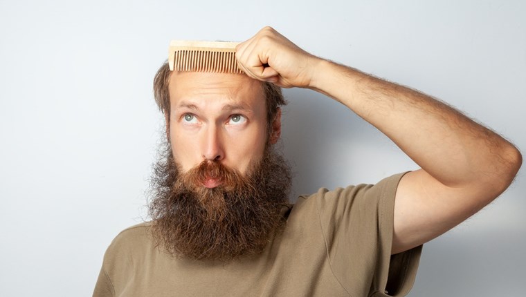 Αν χάνεις τα μαλλιά σου, ίσως πρέπει να δοκιμάσεις μεταμόσχευση IQ FUE