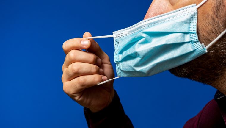 Τι αλλάζει από σήμερα στα μέσα μεταφοράς για τη χρήση μάσκας