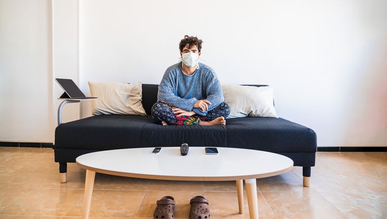 Τι ισχύει για την 5ήμερη καραντίνα και την αναρρωτική άδεια