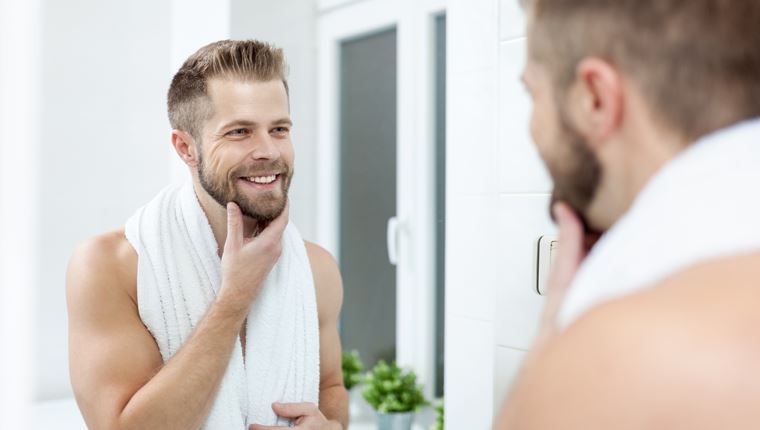 Χαστούκια στο πρόσωπο για να ομορφύνεις προτείνει το TikTok