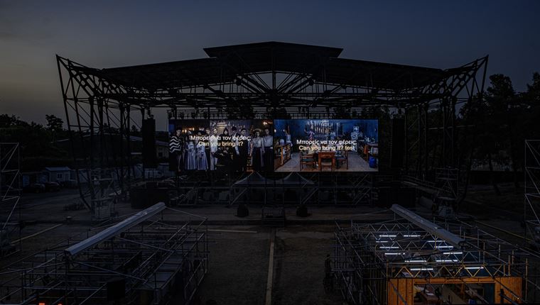 Το Respublika του Λούκας Τβαρκόβσκι δεν είναι παράσταση, είναι κατάσταση