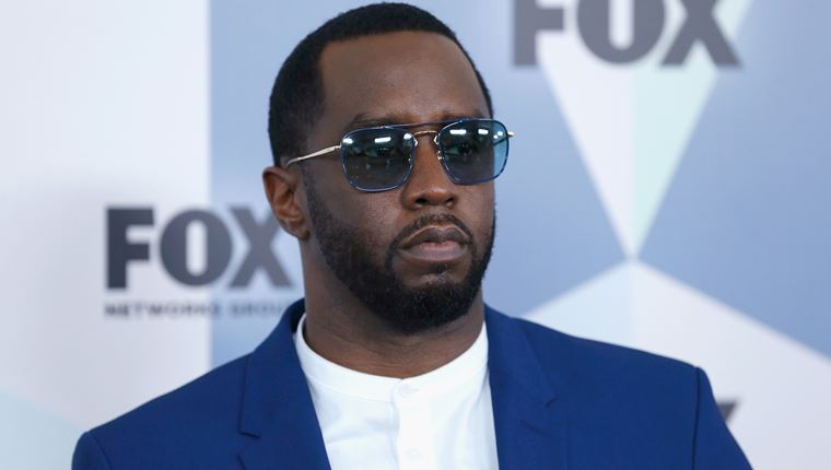 Νέα καταγγελία: O Diddy υποχρέωνε τους υπαλλήλους του να έχουν ναρκωτικά