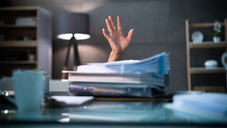 Πώς να απαλλαχθείς μια και καλή από την εργασιομανία σου