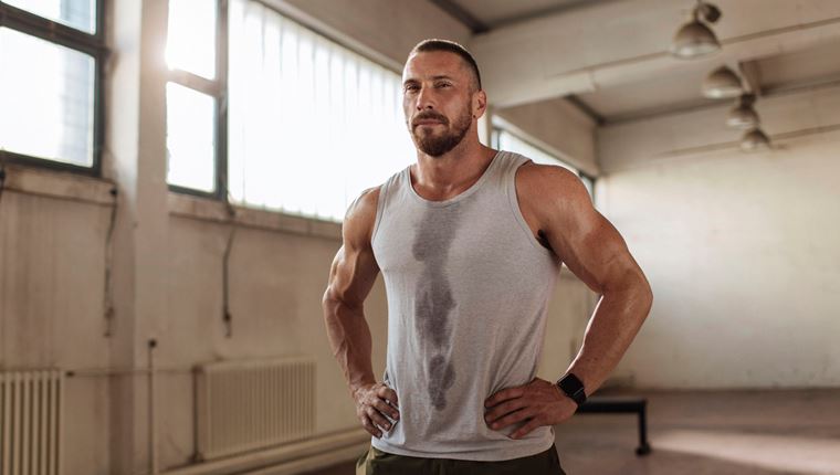 Πώς μπορείς να χάσεις λίπος ενώ χτίζεις μύες