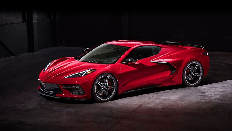 Η νέα Corvette αποκαλύφθηκε και κοιτά στα μάτια κάθε Ferrari
