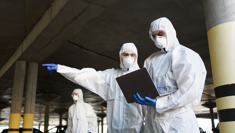 Τα πρωκτικά τεστ κορονοϊού στην Κίνα προκαλούν αντιδράσεις