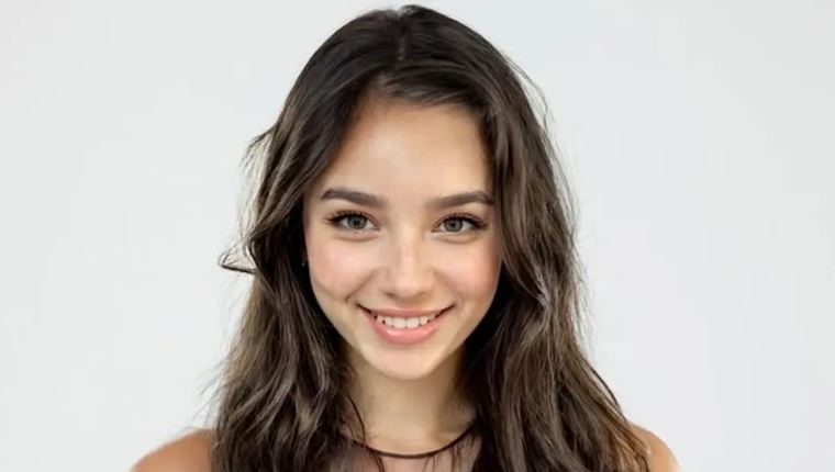 'Θέλουμε να γίνει η επόμενη Scarlett Johansson'-η νέα σταρ του Χόλιγουντ είναι ψεύτικη