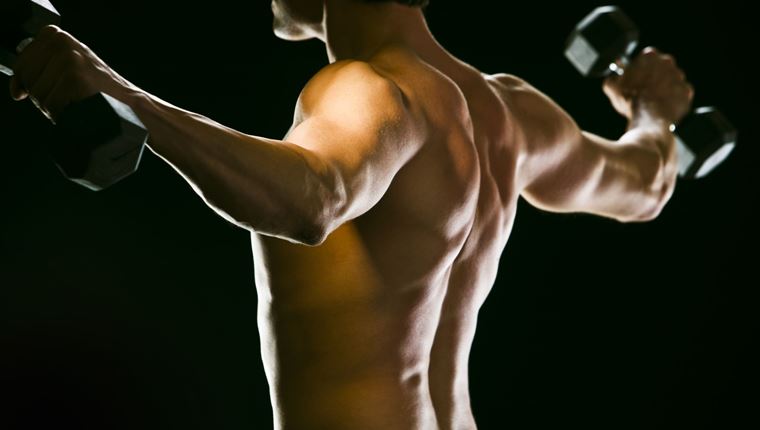 Έτσι θα ανοίξεις τους στενούς σου ώμους