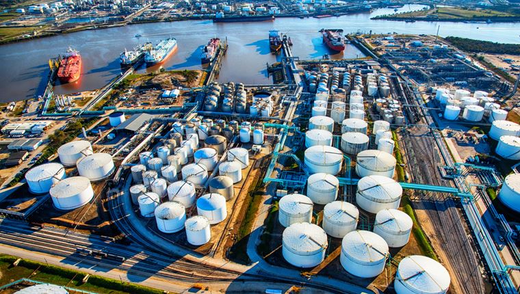 Η ανάκαμψη των τιμών του πετρελαίου θα χρειαστεί δεκαετίες