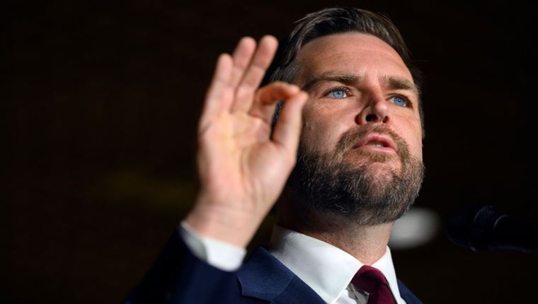 Σε άλλα νέα, ο JD Vance χρησιμοποίησε τις &#39;Συμμορίες της Νέας Υόρκης&#39; ως πολιτικό επιχείρημα