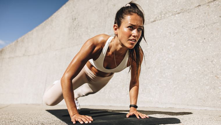 'Καυτές' FitFluencers που θα σε πείσουν να επιστρέψεις στο γυμναστήριο