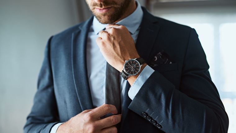 Ο απόλυτος οδηγός για τη γραβάτα: το δέσιμο, πώς να τη φορέσεις και πότε
