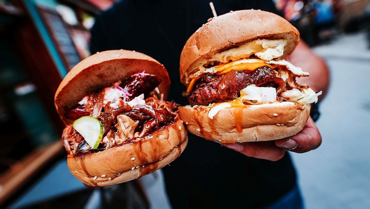 Για επικά burgers σε ένα μέρος που δεν είναι burgerάδικο