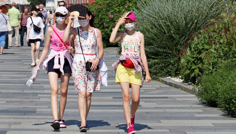 Κορονοϊός: 2.794 κρούσματα, 6 θάνατοι και 132 διασωληνωμένοι