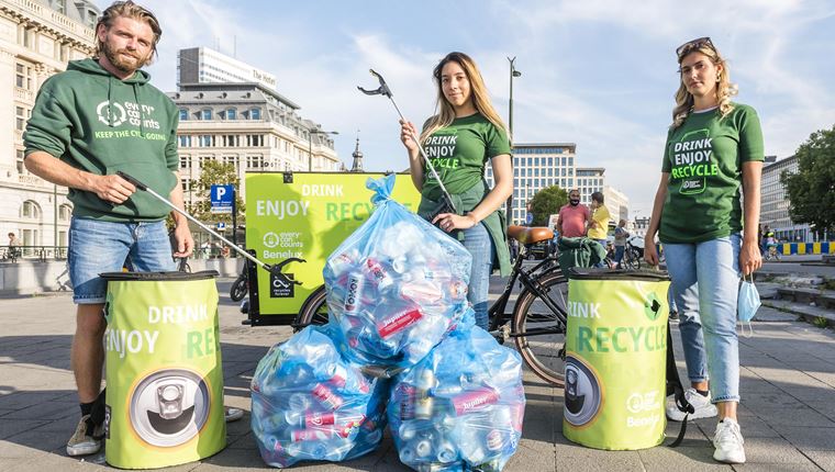 Οι Έλληνες ζητούν περισσότερους κάδους ανακύκλωσης σε δημόσιους χώρους
