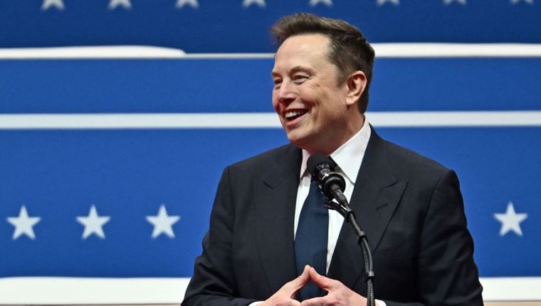 Αυτό είναι το email του Elon Musk αν θέλεις να του στείλεις