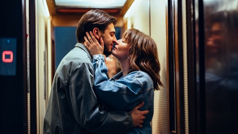 Τα πράγματα που κρατούν από εμάς οι πρώην μας