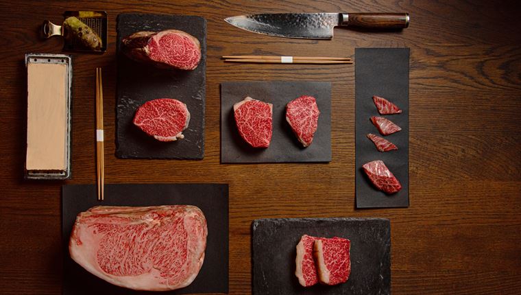 Η καρνιβορική τελειότητα του Drakoulis Dry & Raw