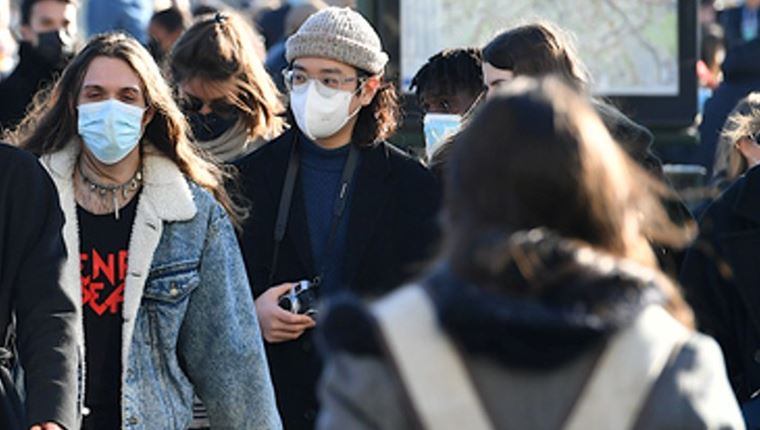 Κορονοϊός: Δεν υποχωρούν οι σκληροί δείκτες