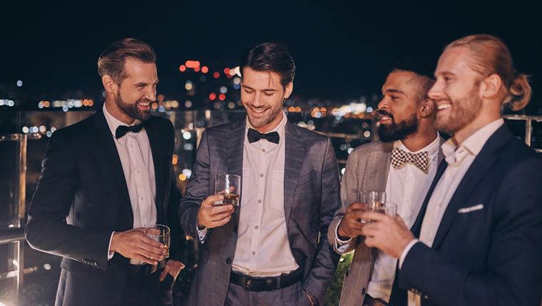 Υπάρχει μία εταιρεία που σε πληρώνει για να πηγαίνεις σε VIP εκδηλώσεις