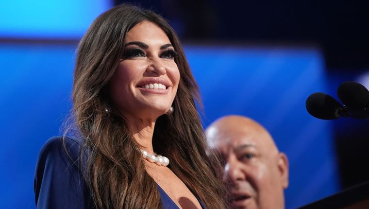 Ποια είναι η Kimberly Guilfoyle, η νέα πρέσβειρα των ΗΠΑ στην Ελλάδα