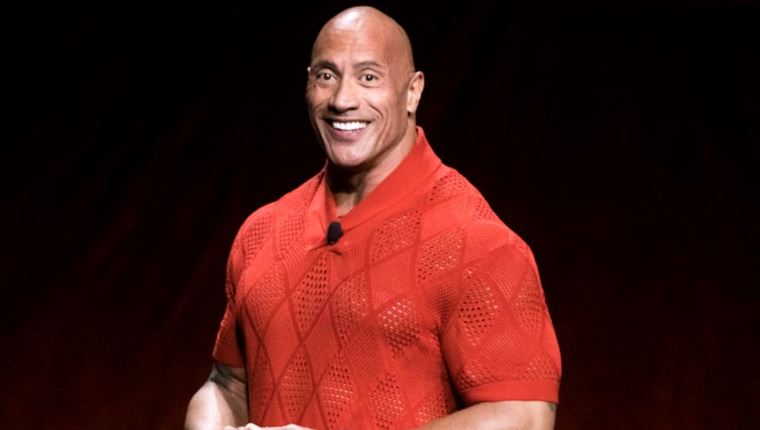 Πώς ο Dwayne Johnson τα προλαβαίνει όλα