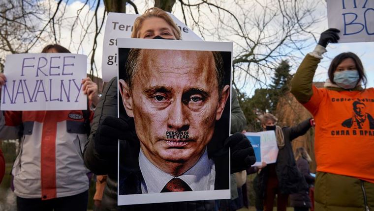 Οι 15 ημέρες που συγκλόνισαν τη Ρωσία