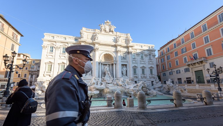 Η νέα στρατηγική της Ιταλίας κατά της πανδημίας