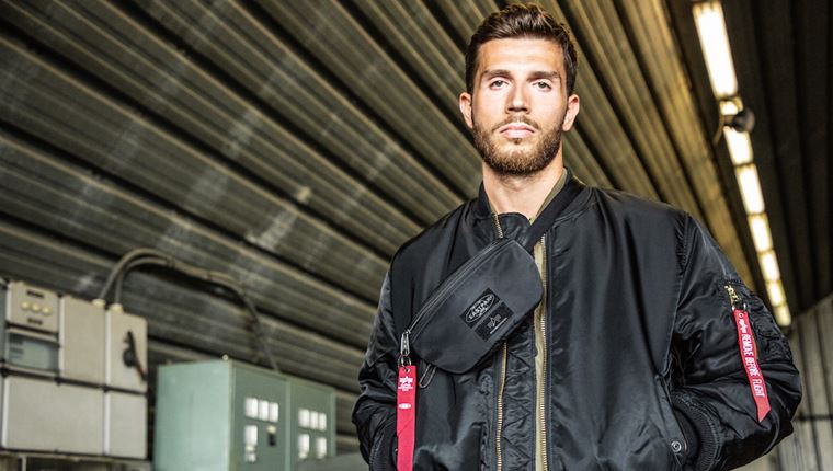 Η Eastpak φέρνει το military look στο streetwear