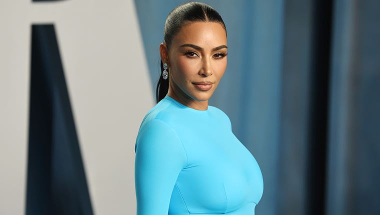 Η Kim Kardashian ακολουθεί τα γυμνά βήματα της Bianca Censori