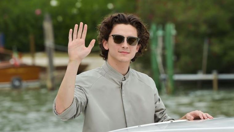 Το &quot;άλλο&quot; κοστούμι του Timothée Chalamet