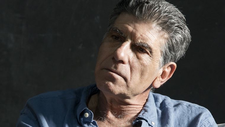 Ο Γιάννης Μπέζος είναι η φωνή της λογικής μας