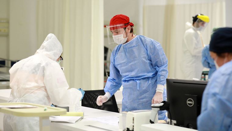 Περισσότερα από 250 χιλιάδες κρούσματα της Covid-19 στην Τουρκία