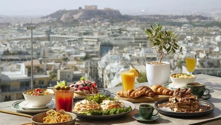 Το Longevity Brunch του St.George Lycabettus Lifestyle Hotel είναι όνομα και πράγμα
