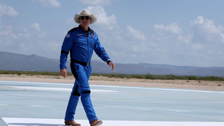 Τι ακριβώς έχει στο μυαλό του σχετικά με το διάστημα o Jeff Bezos